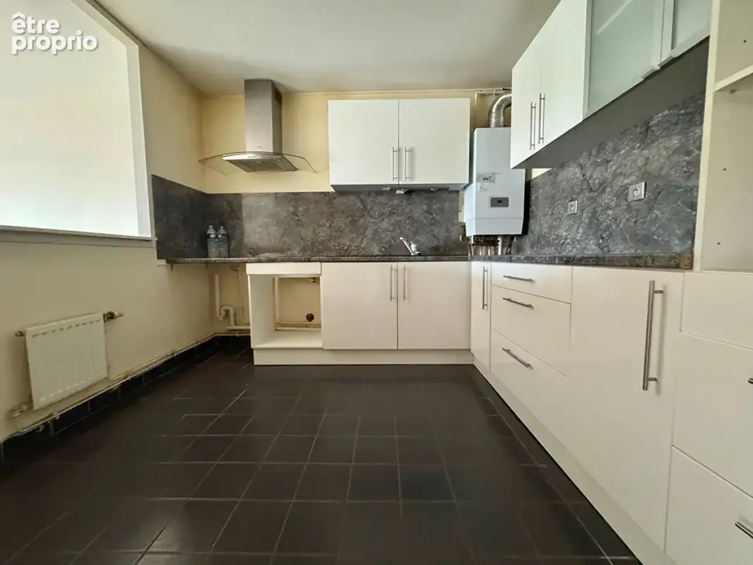 Appartement Vandoeuvre Les Nancy 4 pièce(s) 94.07 m2 - photo 2
