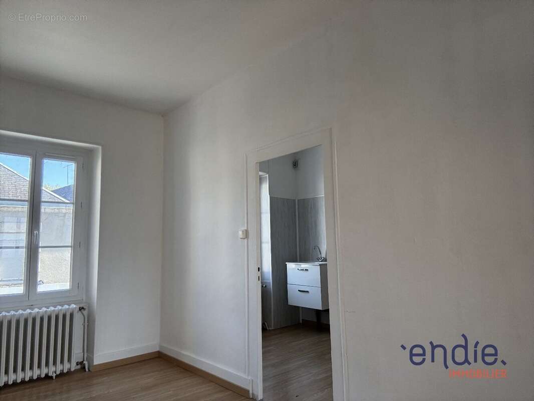 Maison à JOUET-SUR-L&#039;AUBOIS