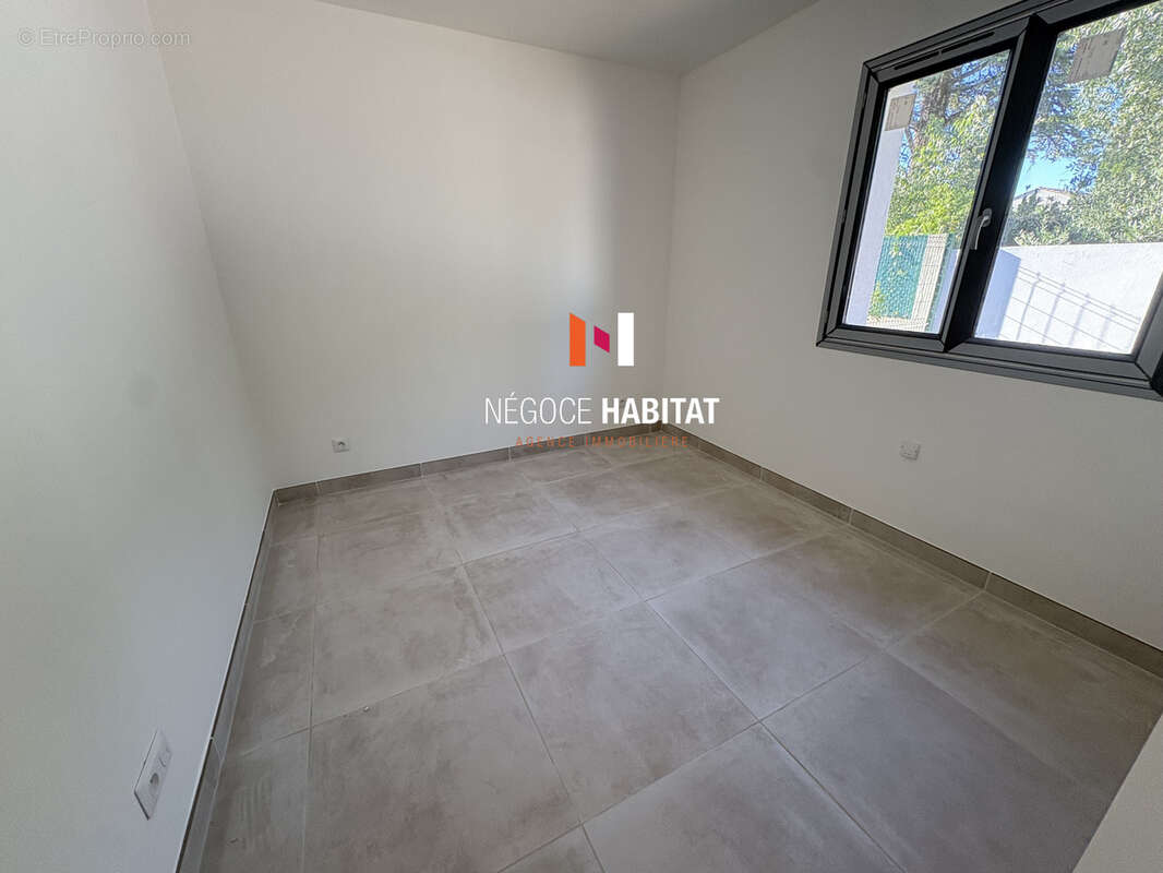 Marguerittes 30320 villa neuve contemporaine - photo 11