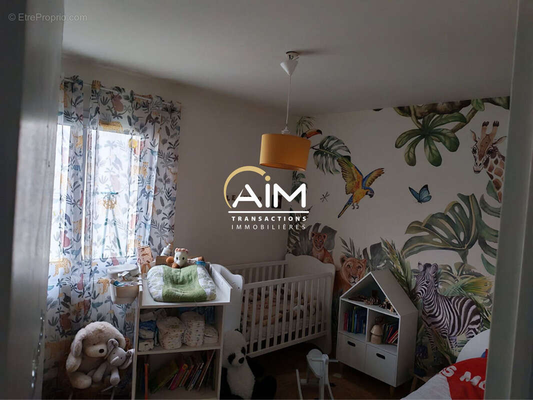 Maison à SAINT-DENIS-LES-PONTS