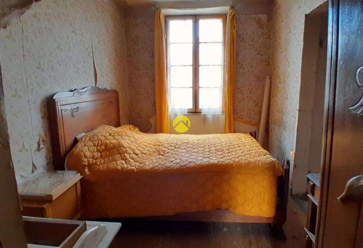 Maison à CHENERAILLES