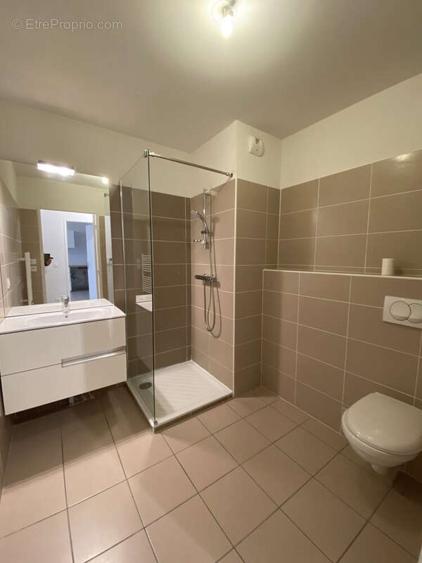 Appartement à LYON-8E