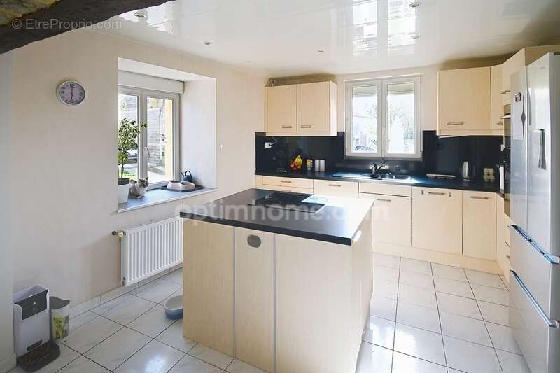 Maison à NOUILLONPONT