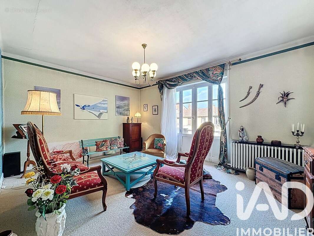 Photo 8 - Maison à VENISSIEUX