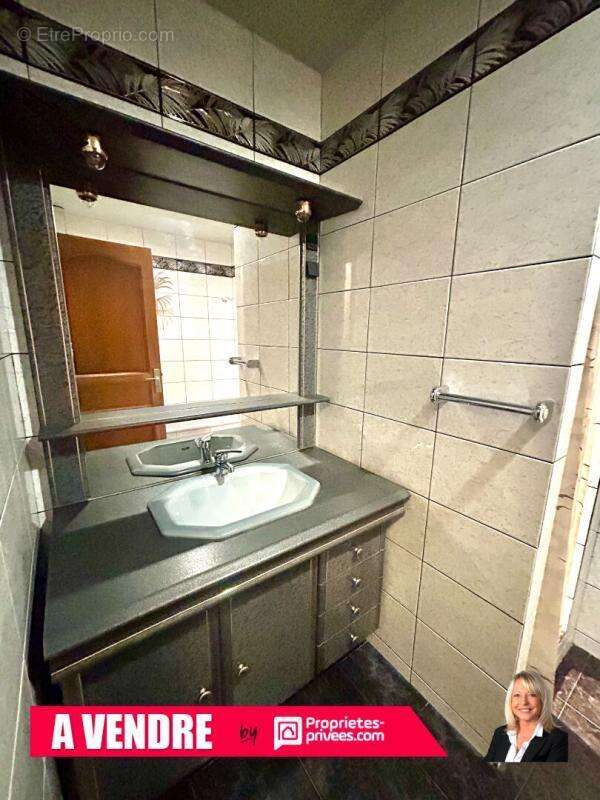 Maison à SAINT-BONNET-LE-TRONCY