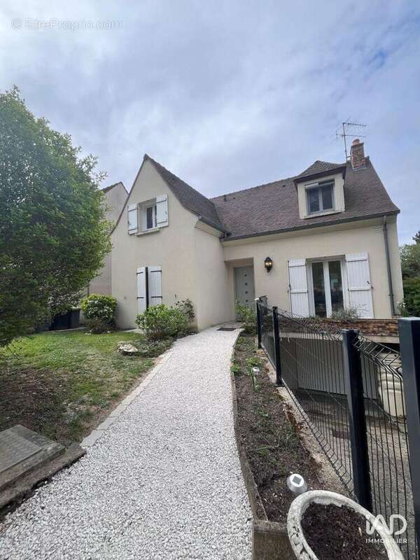 Photo 2 - Maison à CHAMPS-SUR-MARNE