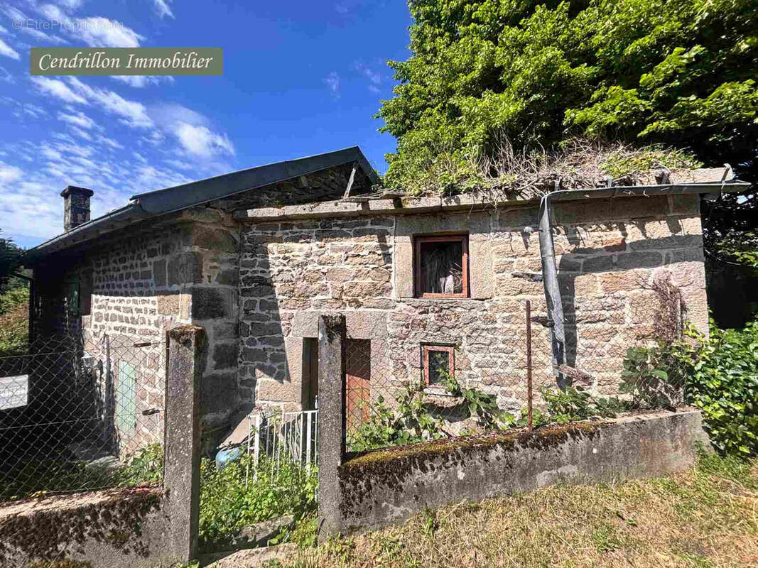 Projet rénovation ! Maison indépendante 70m2 habitables, en pierre avec terrain, près du Lac de Vassivière. - photo 36