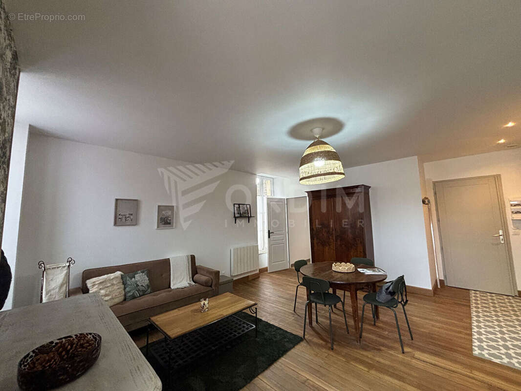 Appartement à TONNERRE