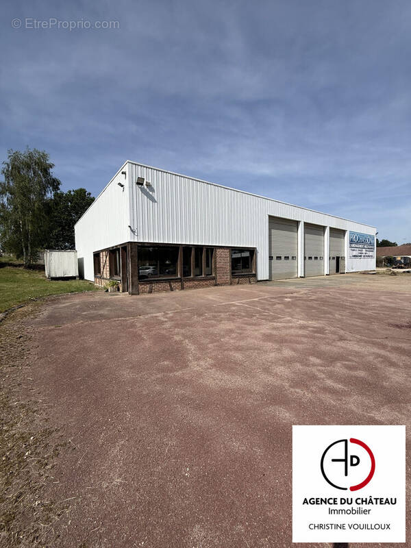 Commerce à SAINT-AIGNAN-LE-JAILLARD