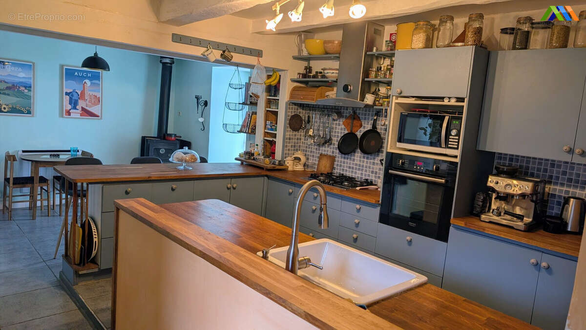 Maison 151 m² à Mirande  - photo 5