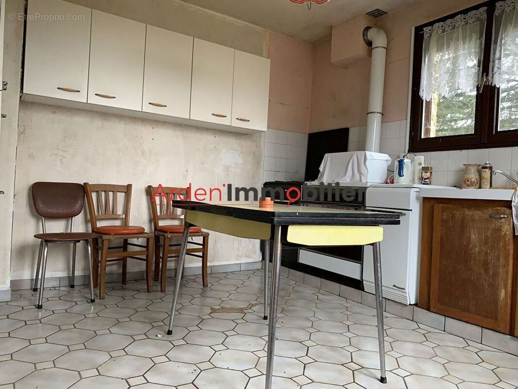 Maison à FRAILLICOURT