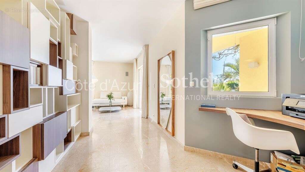 Exclusivité : Villa vue mer avec piscine - Golfe de Saint-Tropez - photo 5
