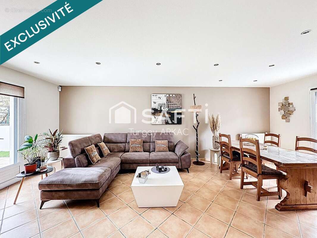 Photo 6 - Maison à BOURGOIN-JALLIEU