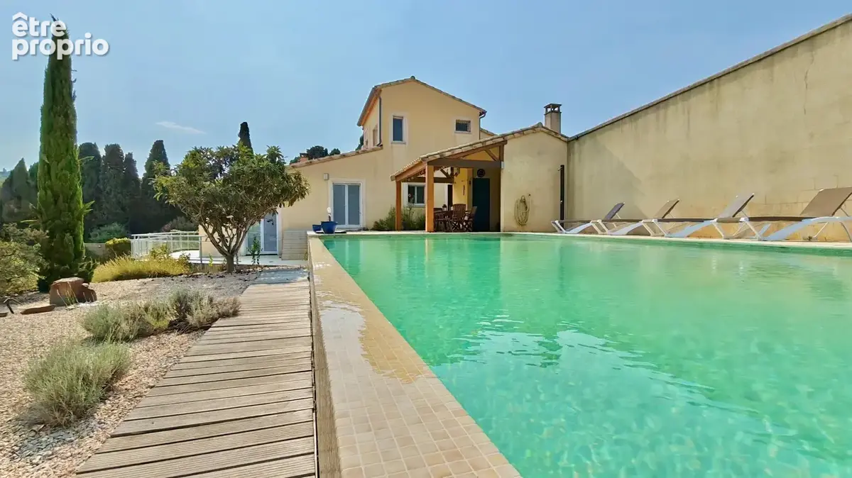 Maison à PERET
