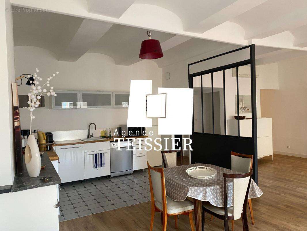 Appartement à LES VANS