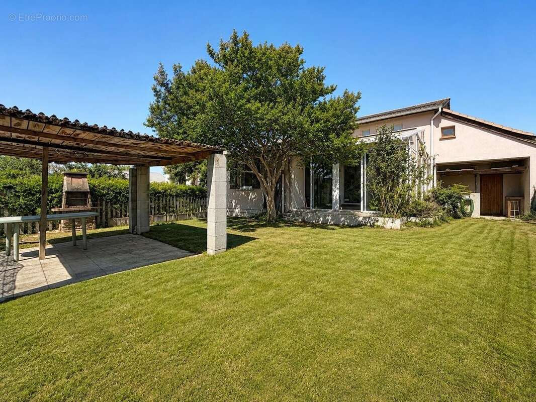 Maison 110 m² à Garidech  - photo 7