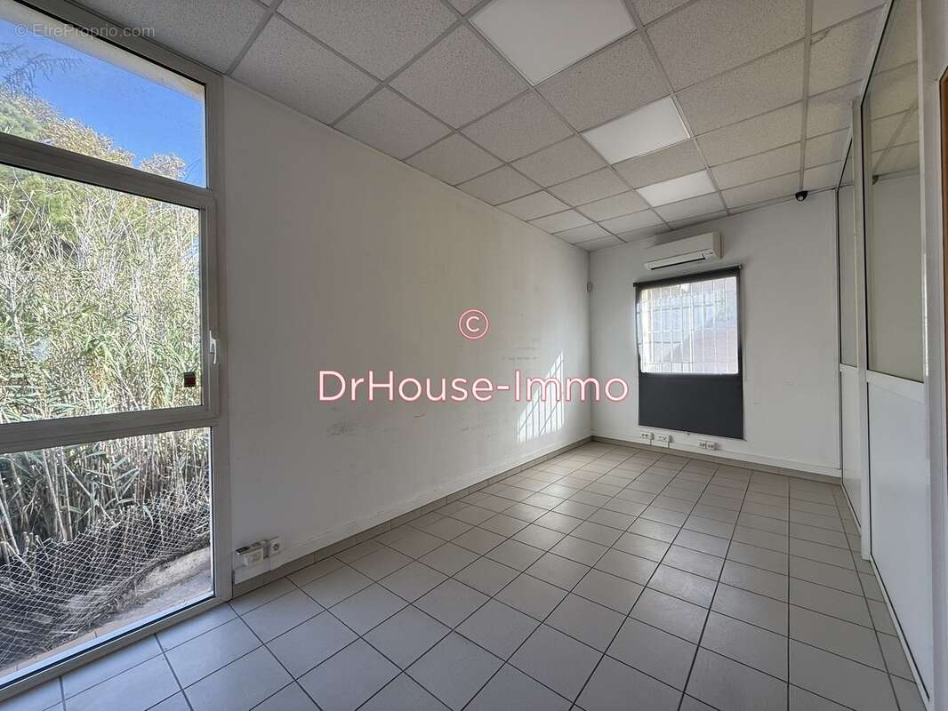 Commerce à MARSEILLE-15E