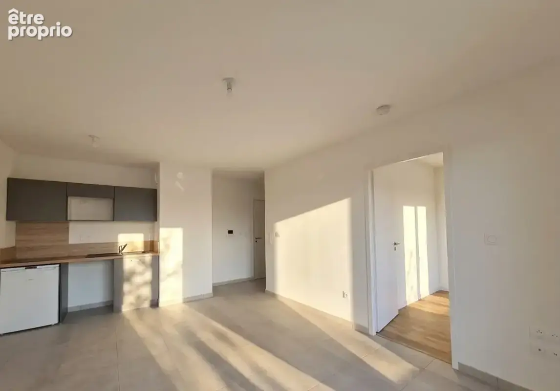 Appartement récent - 1 chambre - 39.55 m2 - Vue Mer - Balcon - photo 2