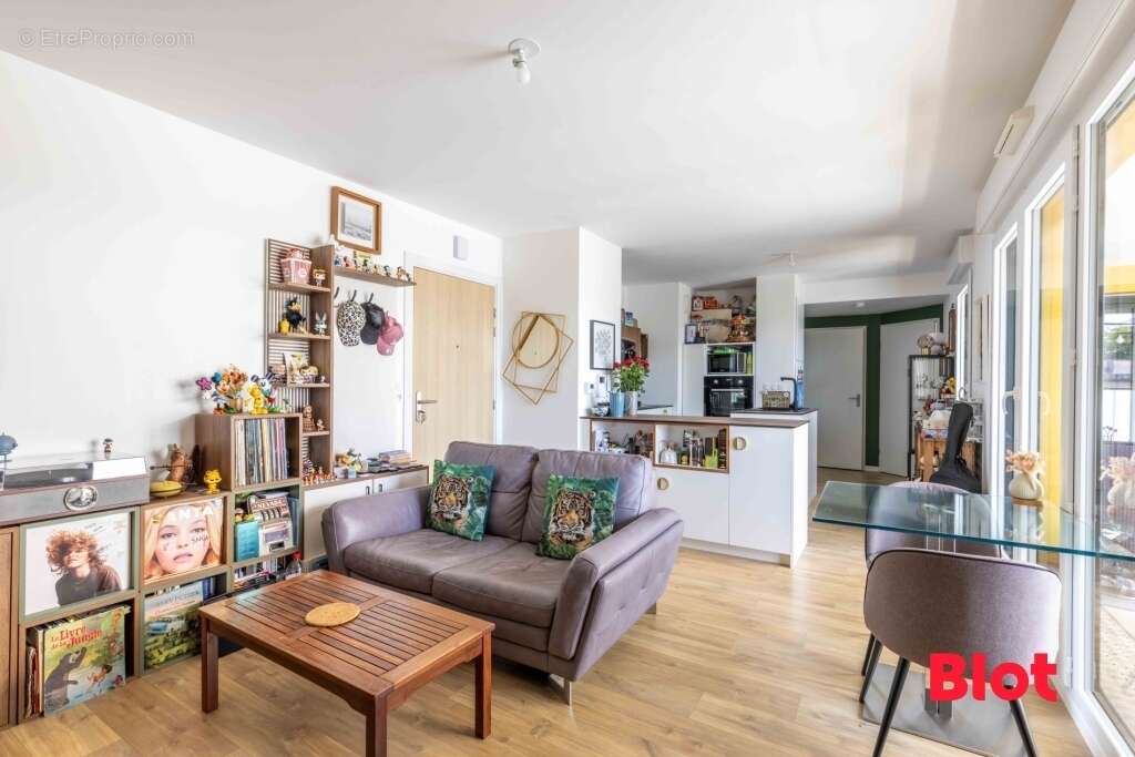 Appartement à THORIGNE-FOUILLARD