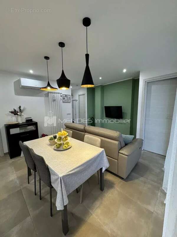 Appartement à ROQUEBRUNE-CAP-MARTIN