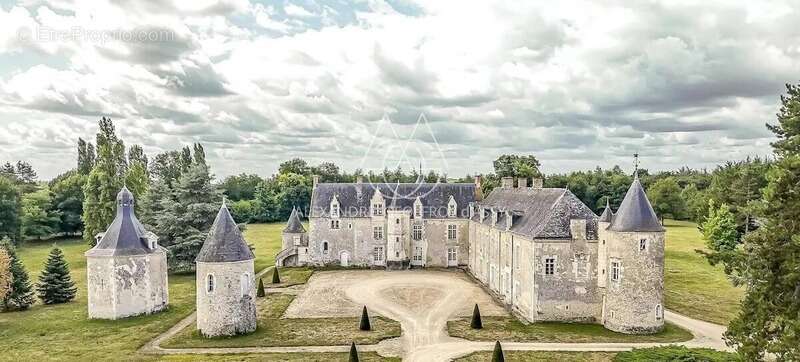 Maison à CHATEAU-LA-VALLIERE