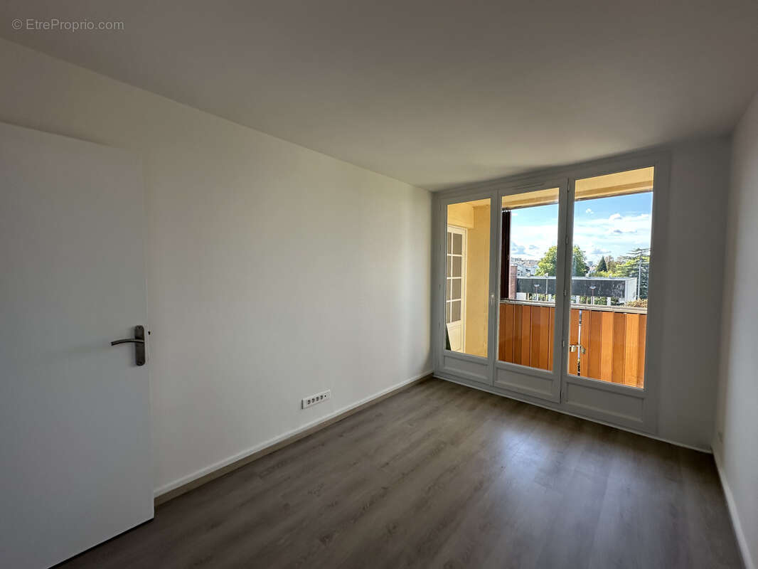 Appartement à BRY-SUR-MARNE