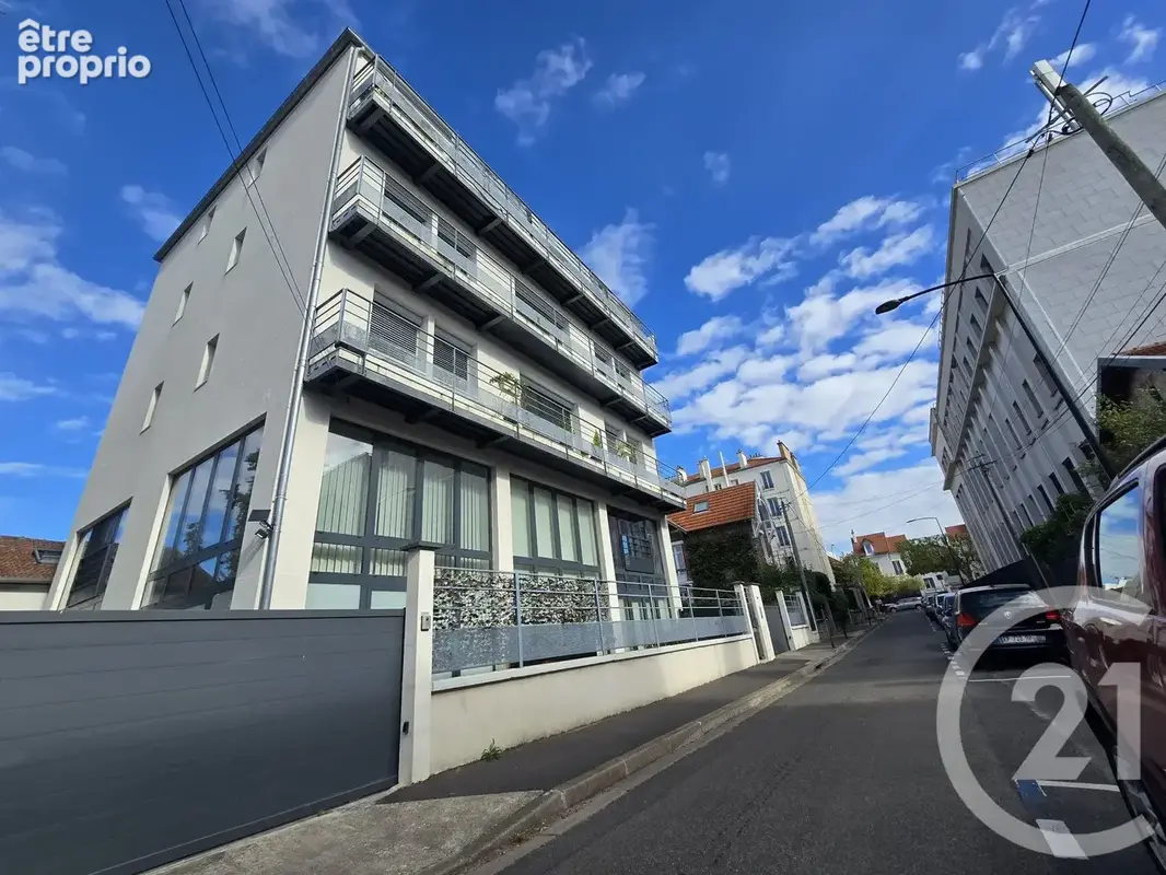 Photo Appartement à Saint-Maur-Des-Fosses au prix de 282 000€
