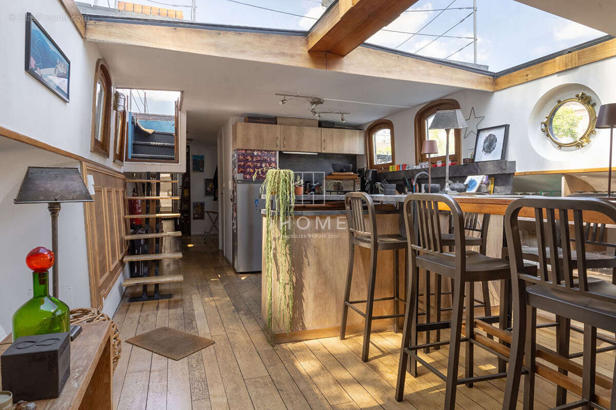 Appartement à PARIS-6E