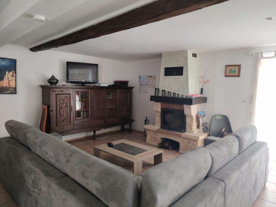 Maison à DANGE-SAINT-ROMAIN