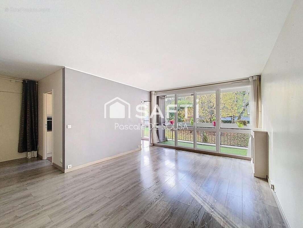 Photo 4 - Appartement à GARCHES