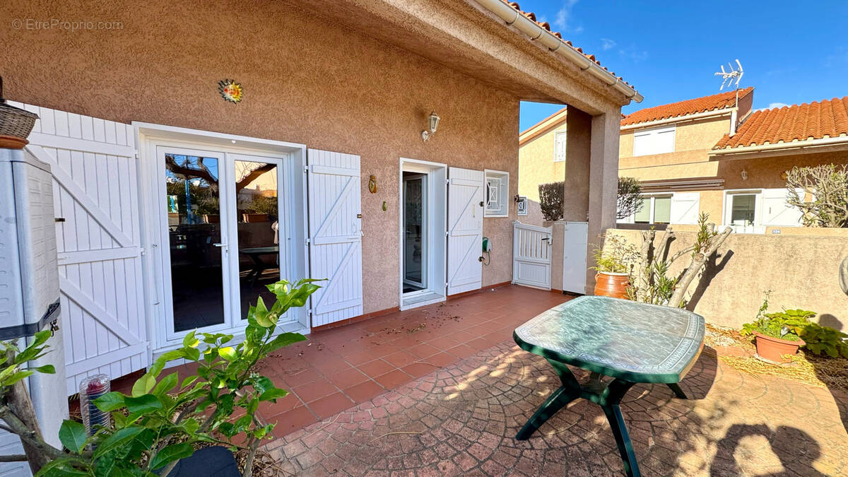 Maison à SAINT-CYPRIEN