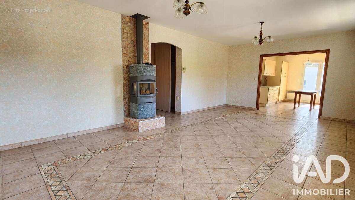 Photo 3 - Maison à LEMBRAS