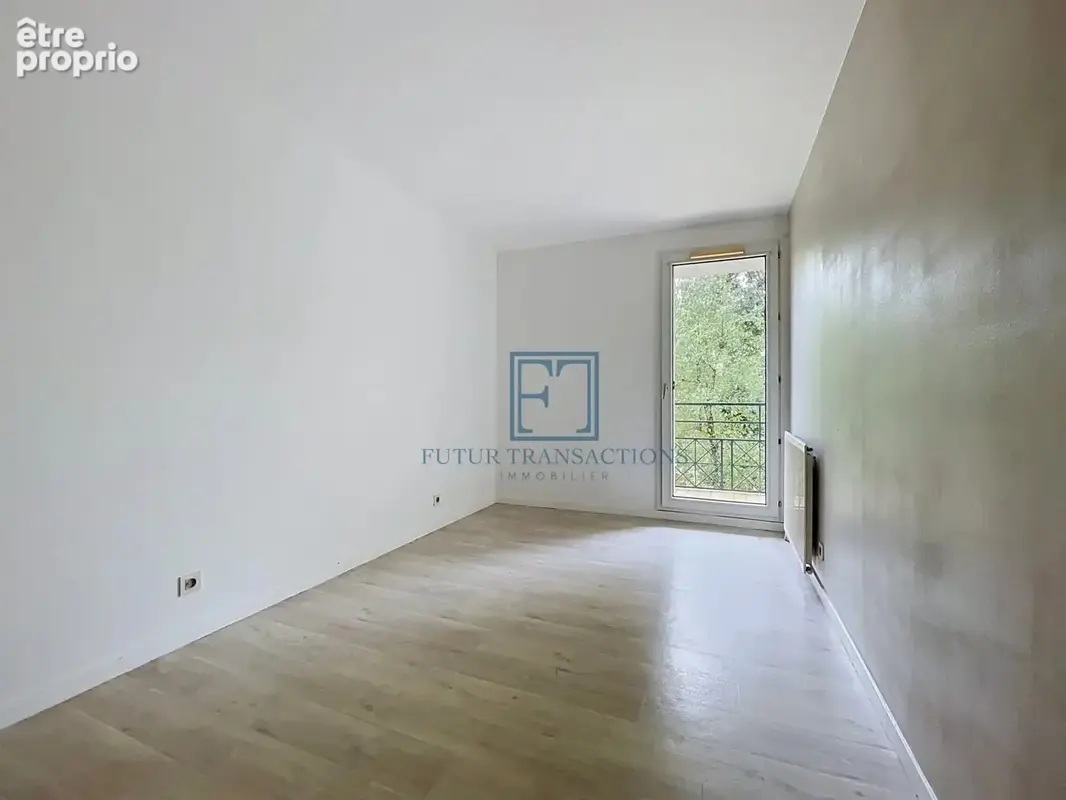 Appartement 3 pièces 64 m² à vendre à Elancourt (78990) - photo 7