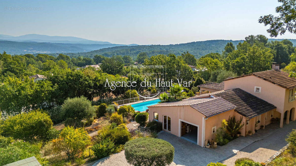 Villa 230m2 avec piscine, et jolie vue - photo 3
