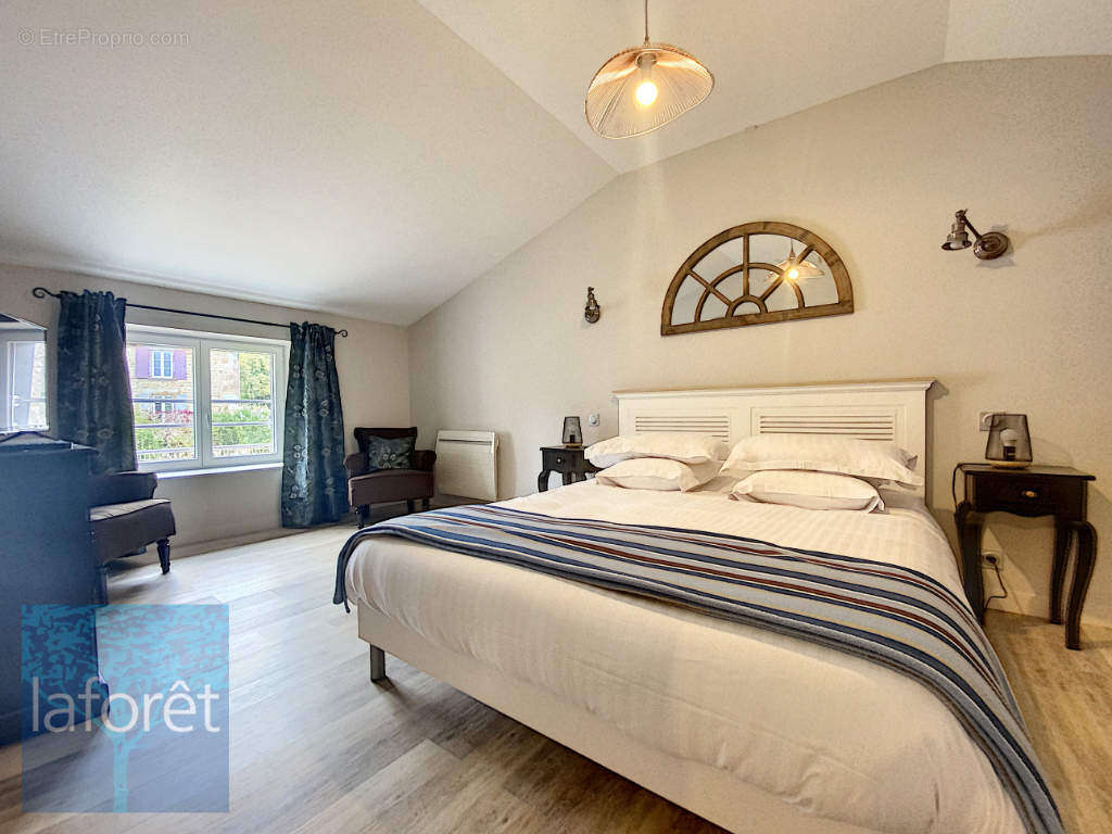 Maison à SAINT-MARS-SUR-LA-FUTAIE