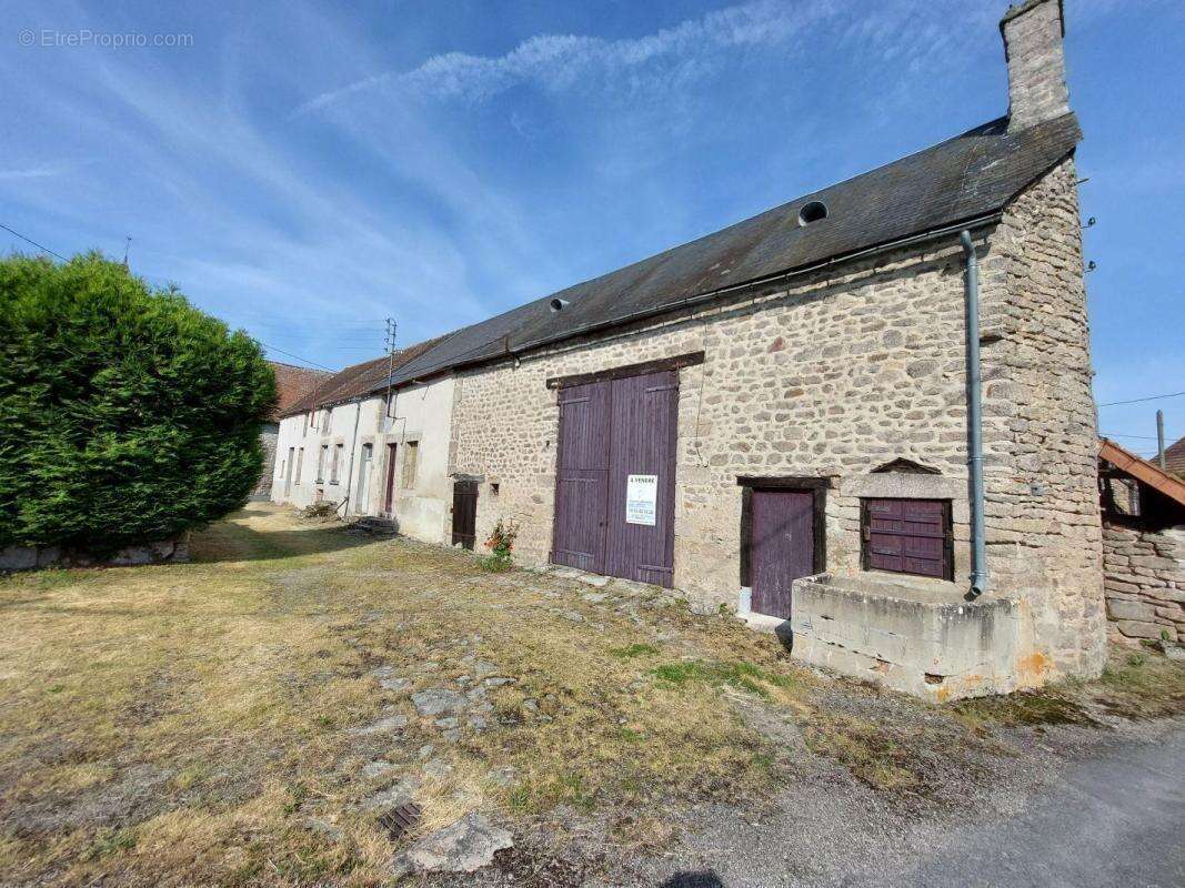 Maison 80 m² à Boussac  - photo 2