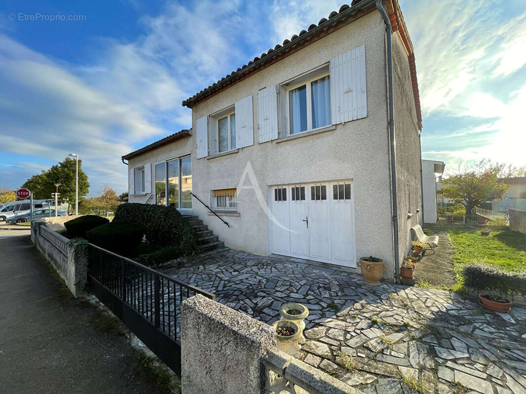 Maison 111 m² à Castelnaudary  - photo 2