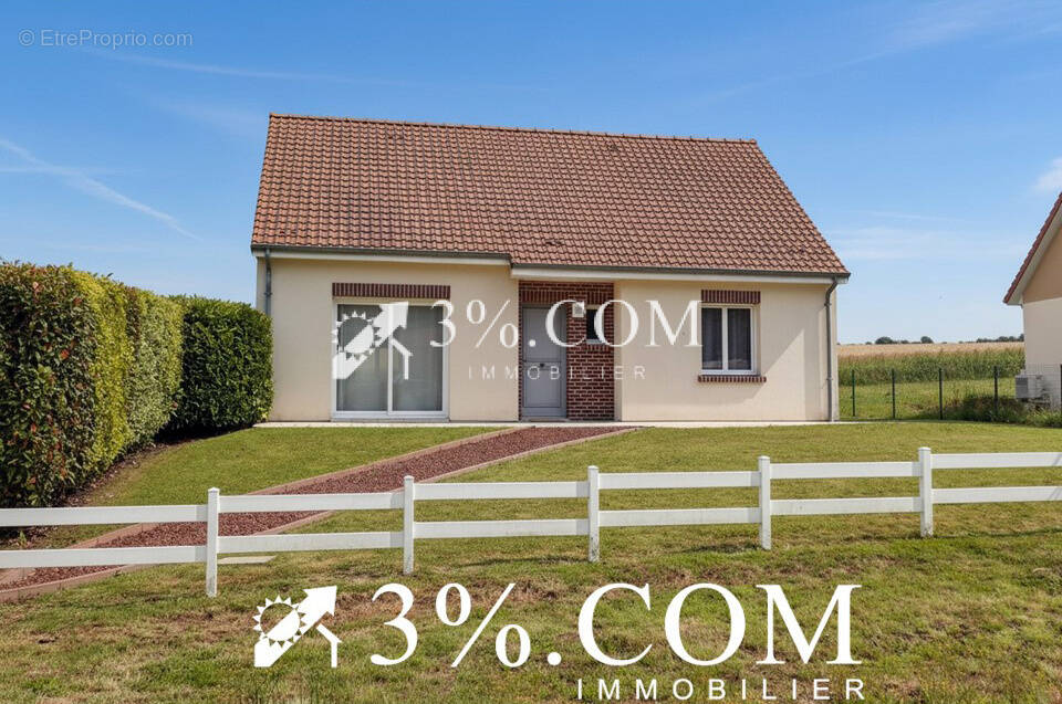 Maison à SAINT-PIERRE-EN-VAL