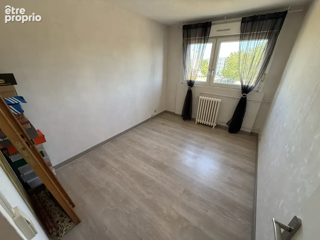 Appartement 5 pièces   82,20 m2   veranda et balcon - photo 9