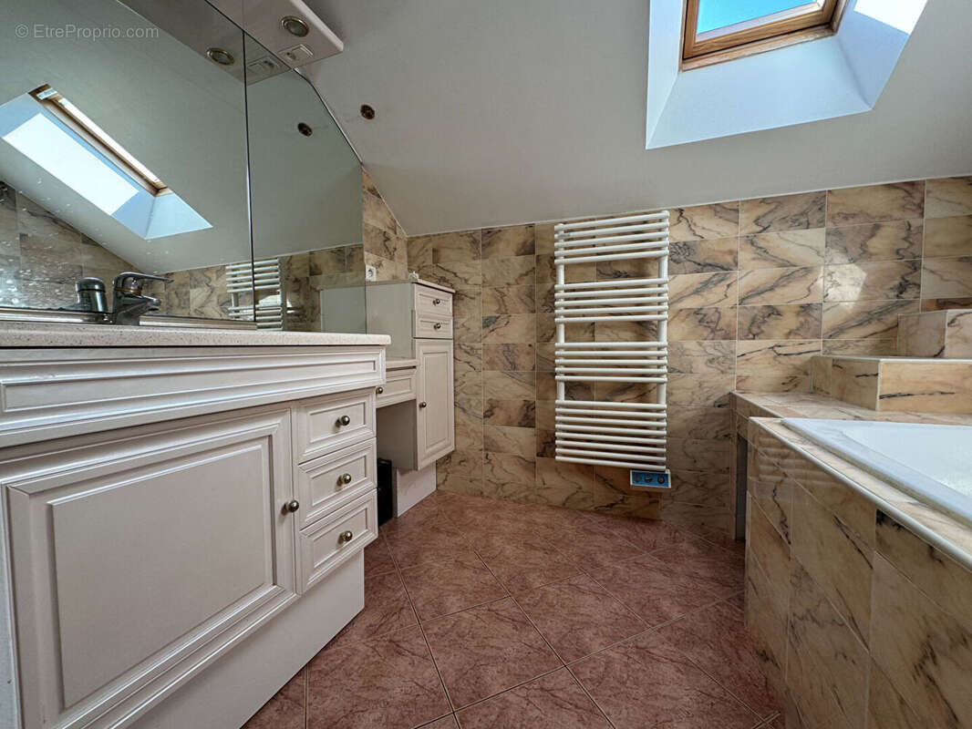 Maison à ASNIERES-SUR-OISE