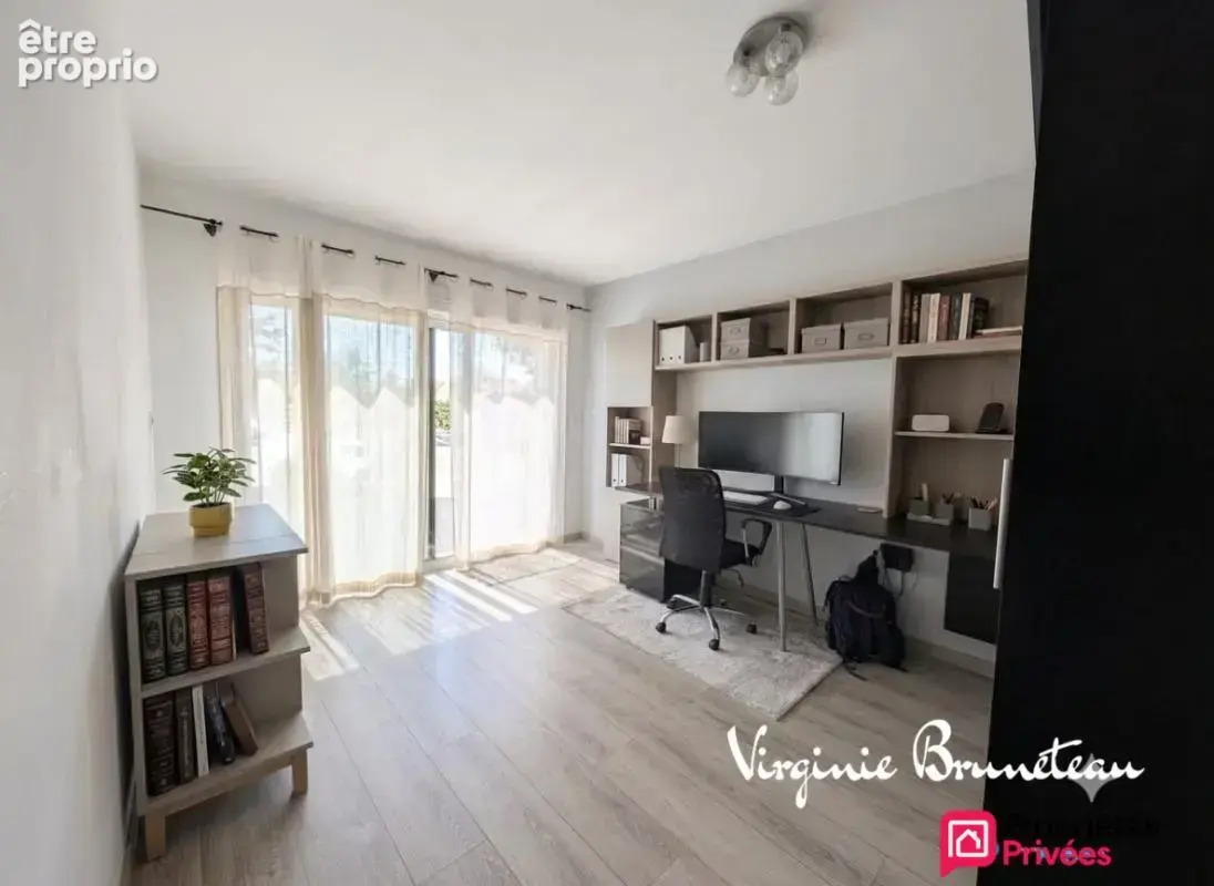 Maison de plain-pied  116 m²  3 chambres ?piscine - photo 4