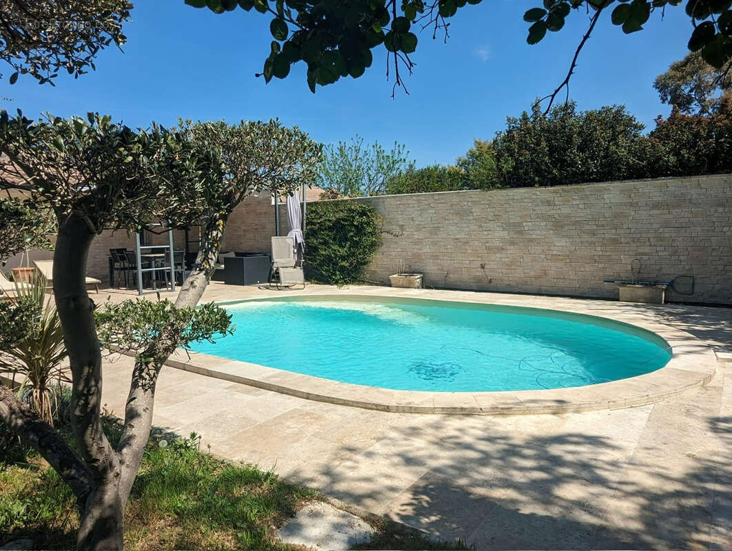 Maison à BAGNOLS-SUR-CEZE