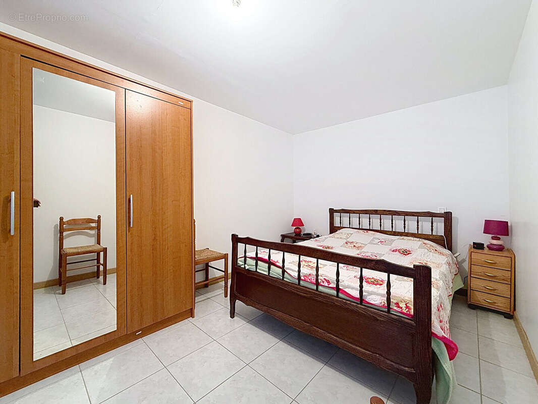 Appartement à CHEMERE