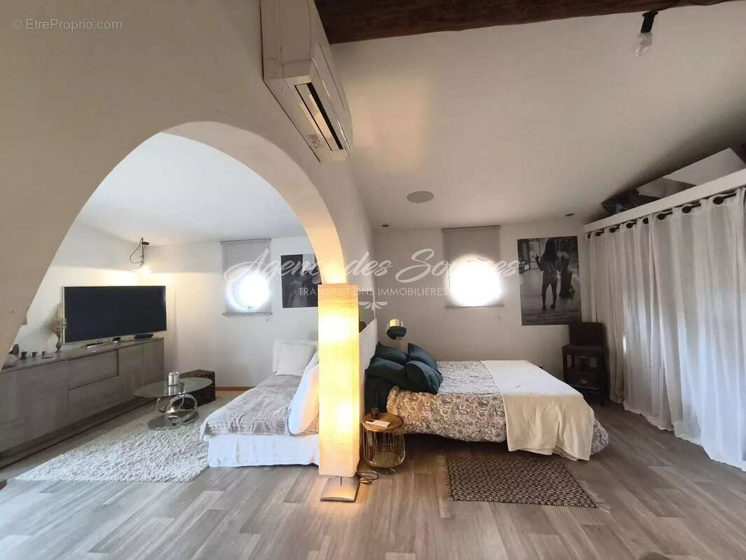 Maison à BRAS