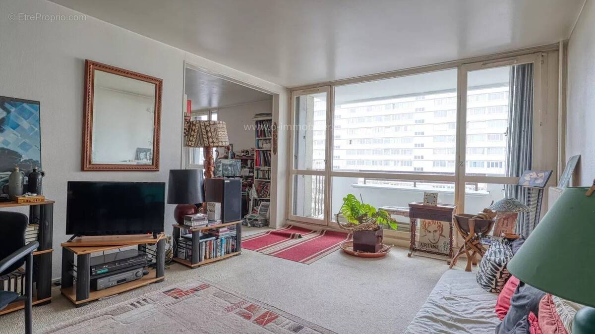 Appartement à IVRY-SUR-SEINE