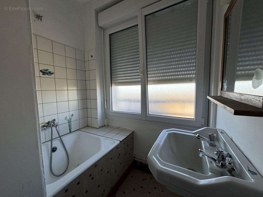 Appartement à LUBERSAC