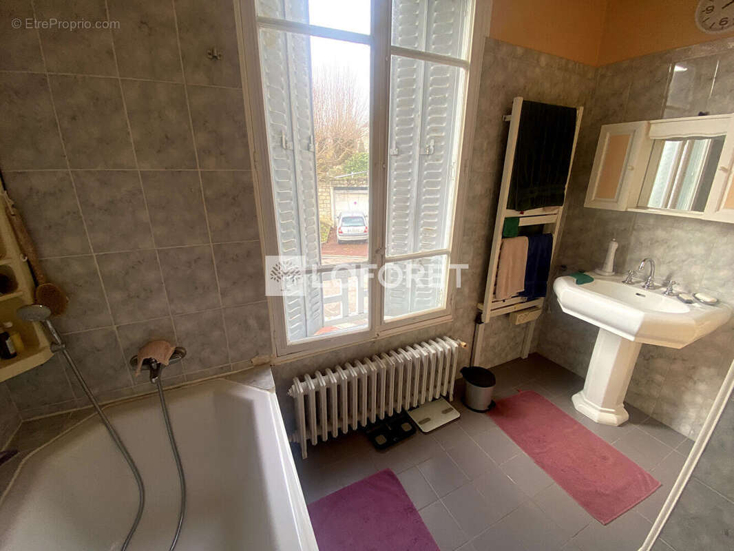 Maison à HARDRICOURT