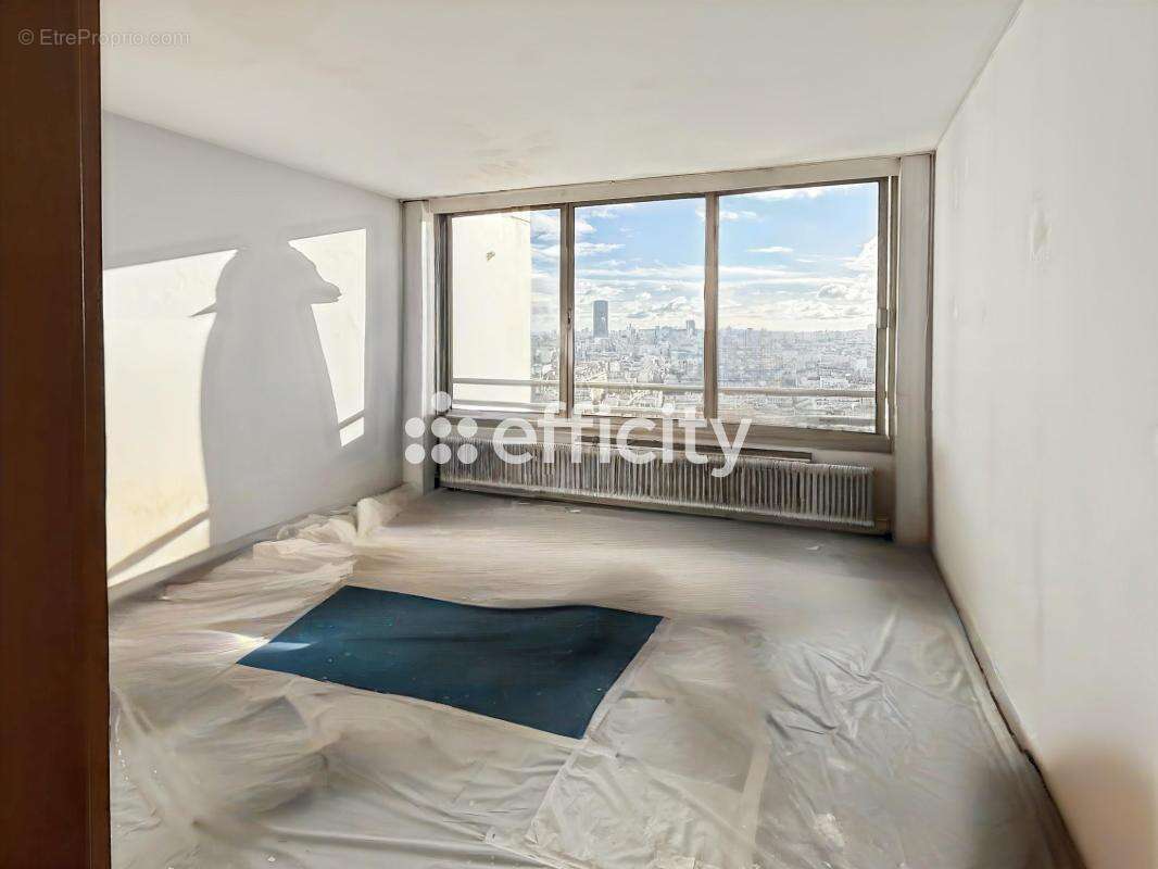 Appartement à PARIS-15E