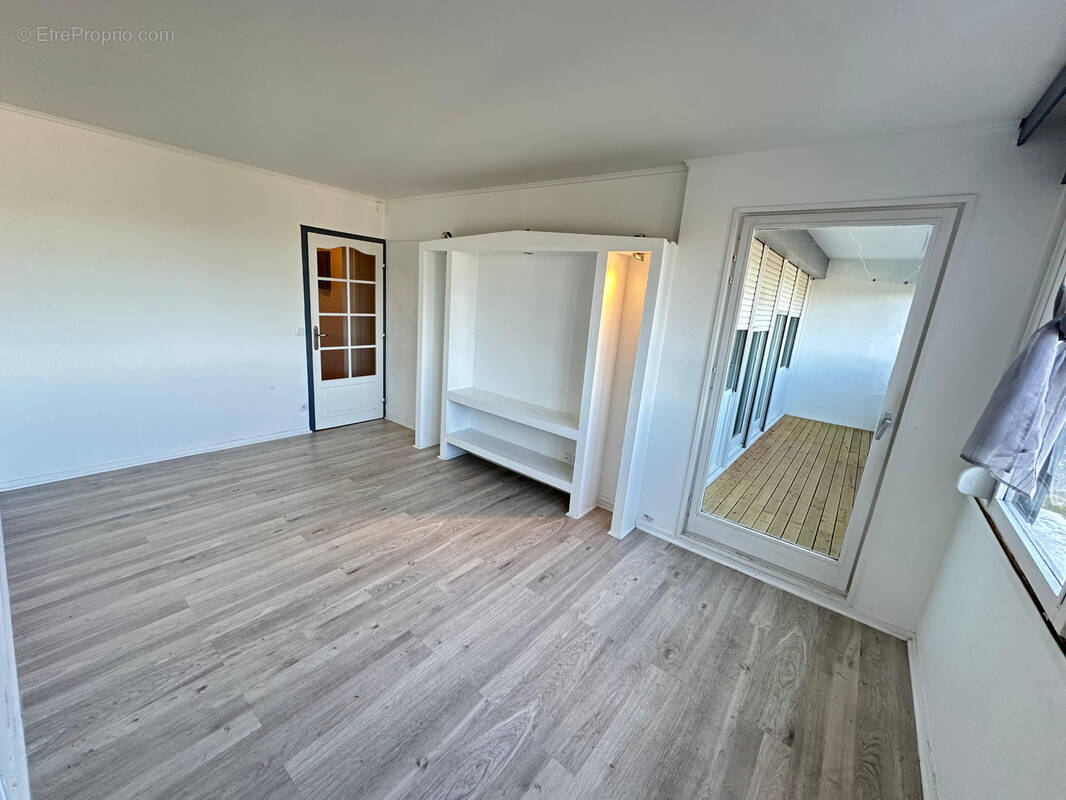 Appartement à RIS-ORANGIS