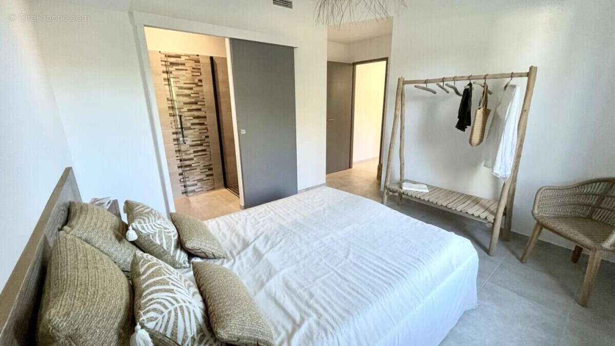 Maison à MORIERES-LES-AVIGNON